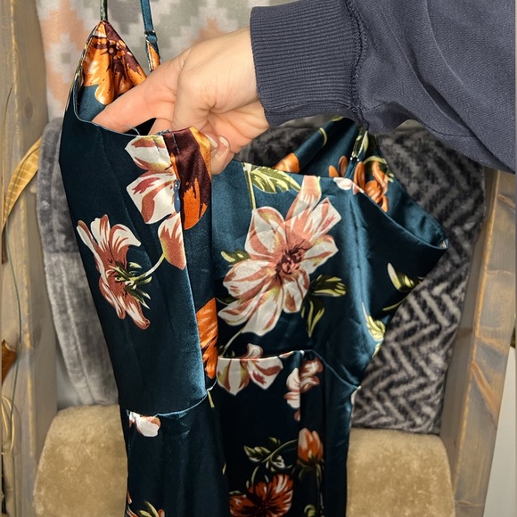 SHEIN Womens floral print drape neck split thigh satin dress - Picture 6 of 9